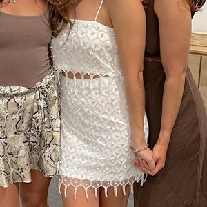 White two piece pearl set